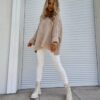 Sweter oversize beżowy By Me - obrazek 3