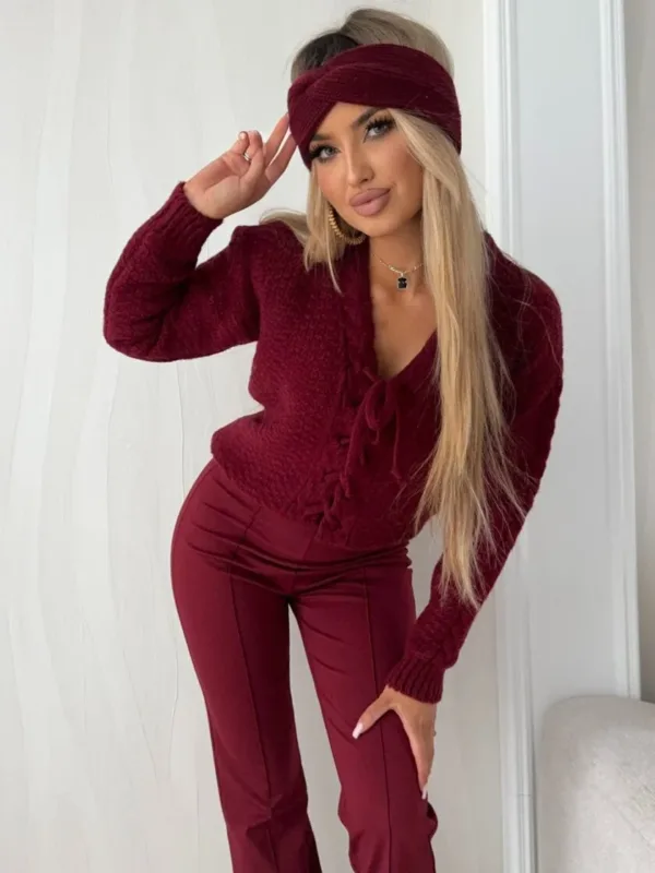 Sweter bordowy z wiązaniem Sunny