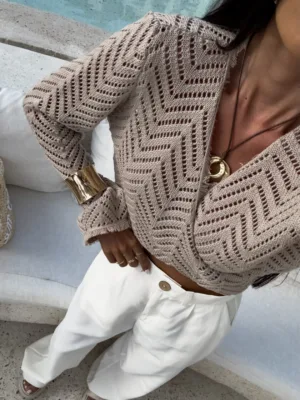 Sweter wiązany beżowy w jodełkę