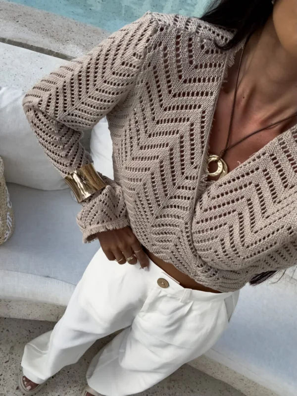 Sweter wiązany beżowy w jodełkę