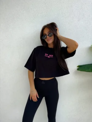T-shirt czarny BY ME Bossy