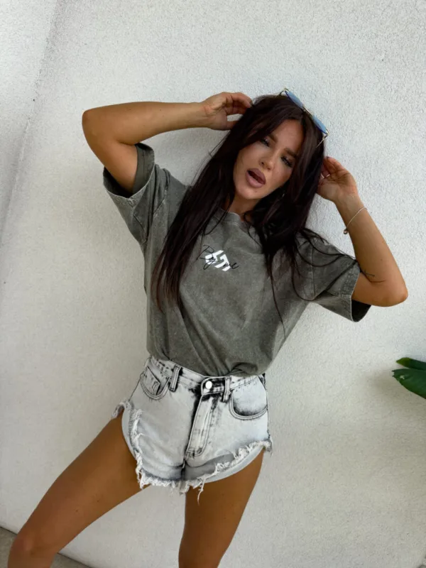 T-shirt dekatyzowany khaki By Me Monette