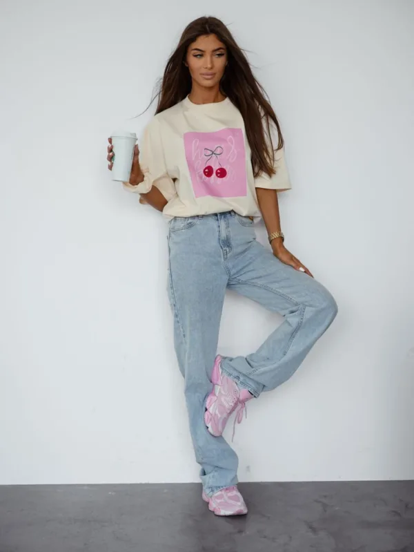 T-shirt w wisienki - obrazek 2