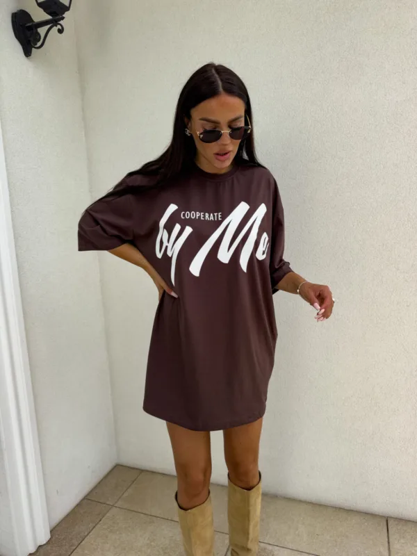Sukienka T-shirt By me czekoladowa - obrazek 2