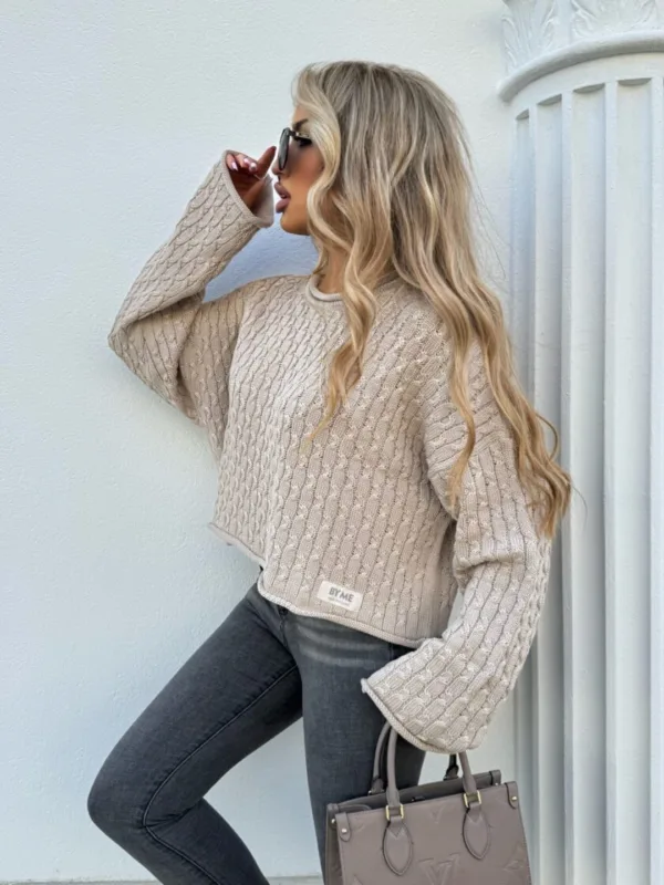 Sweter beżowy By Me warkocze - obrazek 2