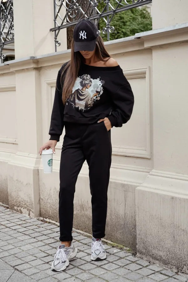 Bluza z nadrukiem MMK Emma Dramatic - obrazek 4