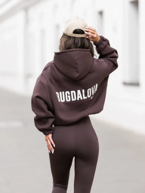 Bluza z kapturem czekoladowa Bugdalova - obrazek 2