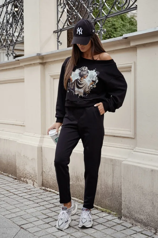 Bluza z nadrukiem MMK Emma Dramatic - obrazek 3